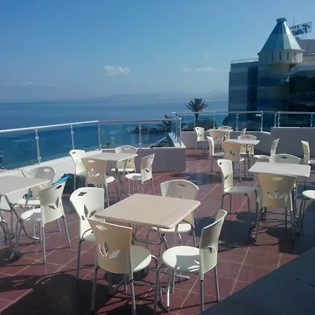 Art Hotell 3*