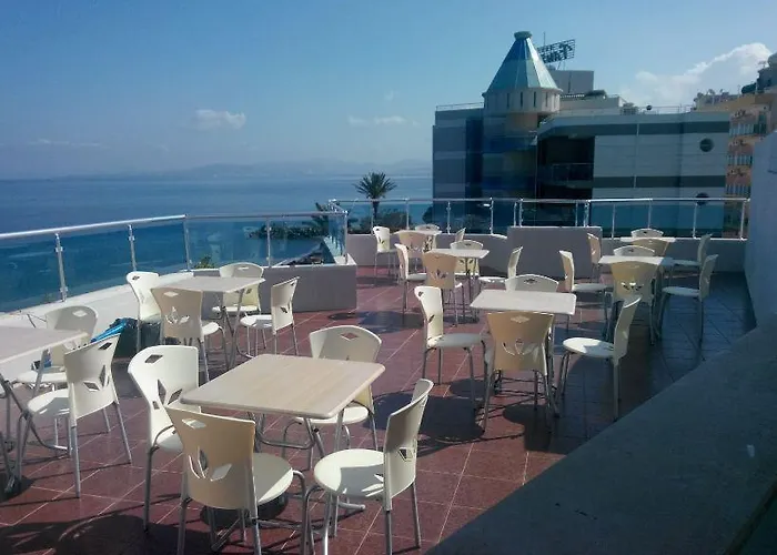 Ξενοδοχείο Art 3*