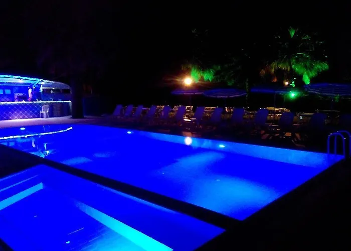 Ξενοδοχείο Art 3*